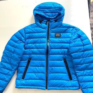 NEW Burberry puffer coat